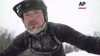 Fat Bikes Allow Cyclists to Conquer Winter Snow