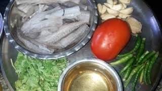 Bamboo ke Bombil curry [ koli style ] recipe || Sangita Bhoir ||