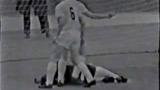 West Ham v 1860 Munich (1965) (1/4)