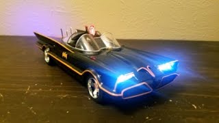 1966 TV Series Batmobile with Lights 1:18 Scale Diecast Metal Unboxing