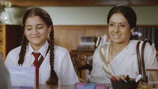 Kya Hum Hindi Me Baat Kar Sakte Hain | English Vinglish Movie Best Scenes | Sridevi, Amitabh Bachhan