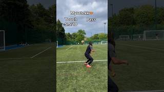 Who’s the got the best touch🚀 SUBSCRIBE FOR MORE✅ #viral #touchfootball #soccer #footballchallange