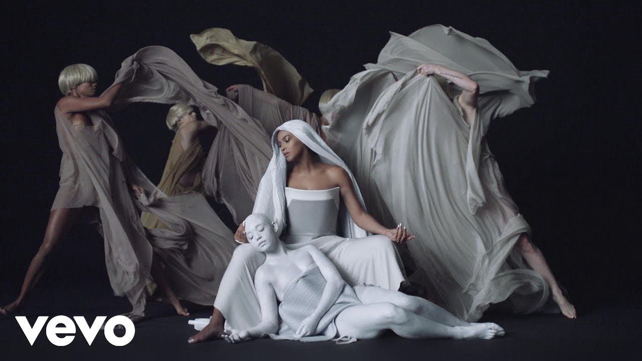 Beyoncé - Mine (feat. Drake) Beyoncé - Mine (feat. Drake)