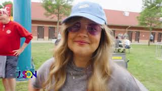 Falen tries one of Jason's favorite foods at the MN State Fair