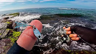 USEI O MENOR MICRO JIG NAS PEDRAS DA PRAIA COM MUITA AÇÃO! Pescaria Ultralight