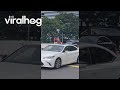 Dancing Traffic Policeman in Singapore || ViralHog