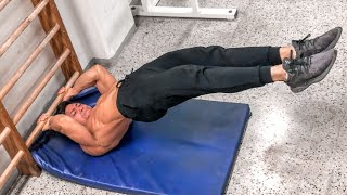 Training Bruce Lee Dragon Flag For Core Strength