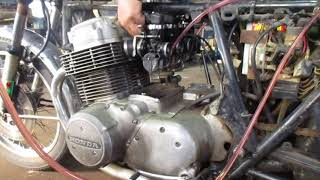 ホンダ CB750 K0 エンジン始動動画