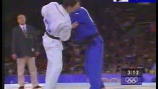 Judo 2000 Sydney: Yong-Shin Choi (KOR) - Tiago Camilo (BRA) [-73kg].