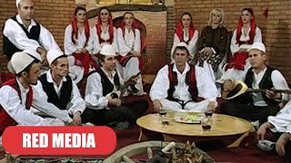 Shefki Salihu - Te shtatë krajlat e rrehin telin...