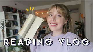 READING VLOG: This Book Was Weird and I LOVED IT \u0026 500+ Pages Read