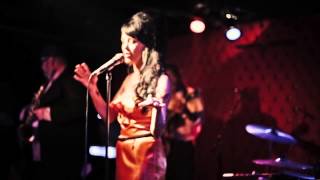 Amy Winehouse Experience Tribute Band - MKHits
