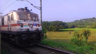 Mangala Lakshadweep express crossing Trivandrum Rajdhani express