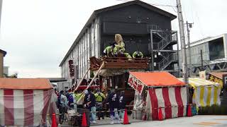 踏切を渡ってトコロです〜　身繕い整え中〜！　上宿の山車　佐原の大祭秋祭り2022中日 2022年10月8日　 00383