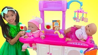 Emma Pretend Play Babysitting Cry Baby Dolls w/ Nursery Playset Girl Toys