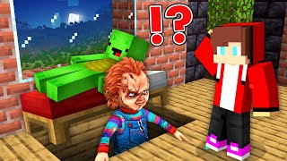 Scary CHUCKY Under The Bed Scaries JJ and Mikey in Minecraft - Maizen Challenge