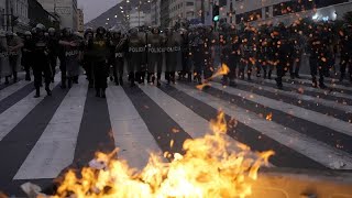 Новый президент Перу приняла парад