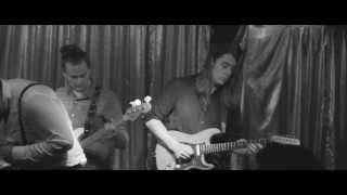 Kingston Crown - Going Down (Live at Cherry Bar)