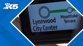First weekday morning commute on the Lynnwood light rail extension