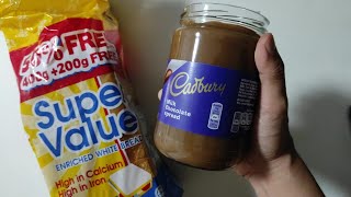 Unwrapping Cadbury Chocolate Spread