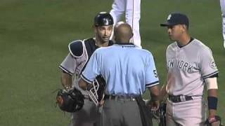 Posada's barehanded catch