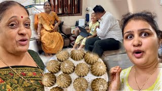 Ghar pe aye mummy papa aur churma ke laddu banake sab ko prem se khilaya