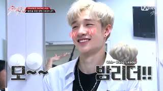 [VIETSUB] Chris (Bang Chan) meets Twice in waiting room before Showcase