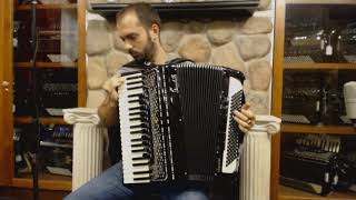 Advanced Piano Accordion Techniques - Lesson 7 -  Note Bending ( Left \u0026 Right Hands )