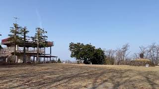 大崎山公園頂上広場の展望台に新たにテラスが設置されます