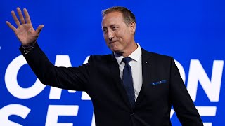 Peter MacKay urges Conservatives stay united at Quebec City convention