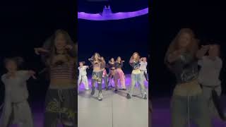 Body dance challenge by meovv #meovv