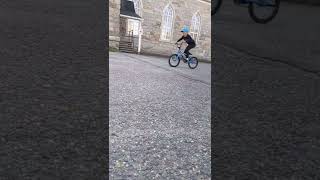 saut en BMX