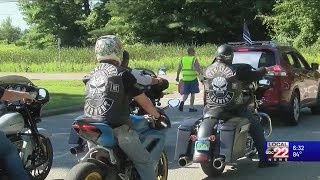 Dozens show support for VT law enforcement with parade