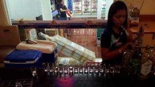 Boracay, Cocomangas Shooter Bar