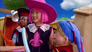 Pirates Fancy Dress! | Lazy Town | Wildbrain Niños