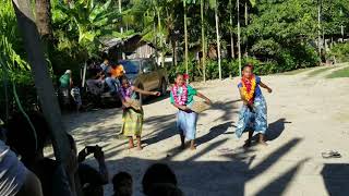 Tikopian kids dance to Toku  Surusuru by Tiare Maori.