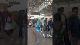 সাধারণ মানুষের সাথে মেট্রোরেলে উপদেষ্টা আসিফ মাহমুদ | Daily Sun