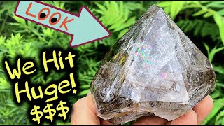 Herkimer Diamond Mining | Gem Crystals | TROPHY DIG @  Ace of Diamonds New York