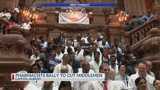 Neighborhood pharmacists rally to cut middlemen