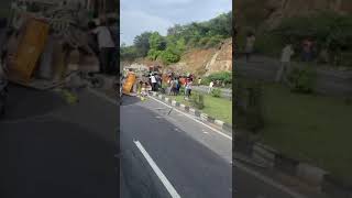 Accident in thoppur 💔 5 lorry crash