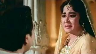 Pradeep Kumar's Love for Meena Kumari - Bahu Begum Scene