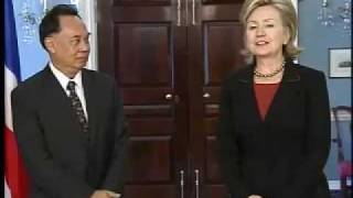 Secretary Clinton Meets With Thai Foreign Minister