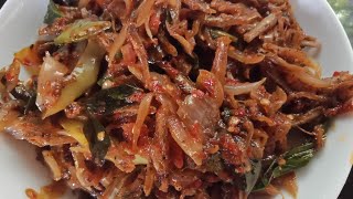 Sri Lankan style Nethili karuvadu aviyal/ நெத்திலி கருவாடு அவியல்/Dried Anchovy Aviyal