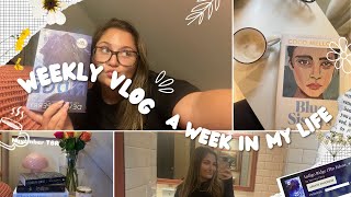 Weekly Vlog | Spoiler Free Reading Vlog | Yellowface & Indigo Ridge | Petite Perspective