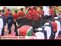 ruto caught on camera again trying to shake uhuru s hand the good president refused kabisa