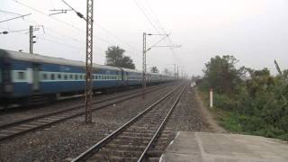 Honking LALLAGUDA WAP-4 With Legendary Falaknuma Superfast Express Cruising Through Ghoraghata