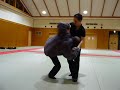 行動心理学・触感１２３－両手取りからの横ふわり投げ　【合気道の達人・武術の達人・武道の達人研究　素材を使えば誰でも達人！？　素材開発による非意識力・達人研究のたくみの会】