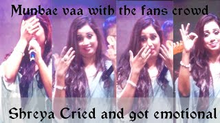 AWESOME CROWD SINGING Munbae vaa with ShreyaGhoshal II EMOTIONAL AND TEARED UP SHREYAGHOSHAL II