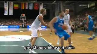 Kosta Koufos shows his moves to Dirk Nowitzki 20.08.11 @ Greece vs Germany