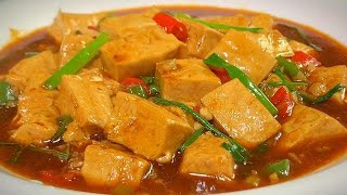 Braised tofu is the simplest and most delicious home-cooked method.It is smooth,tender and delicious